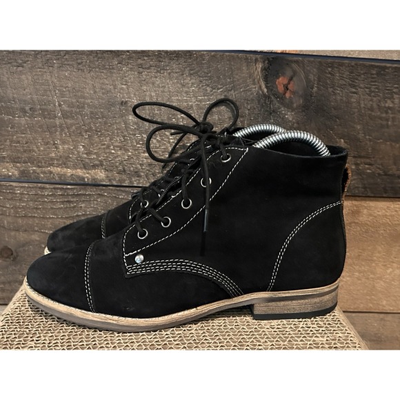 DIBA Eli Suede boots women's 9 black- ankle Chukka‎ Oxford Grunge Hipster EUC - Picture 1 of 9